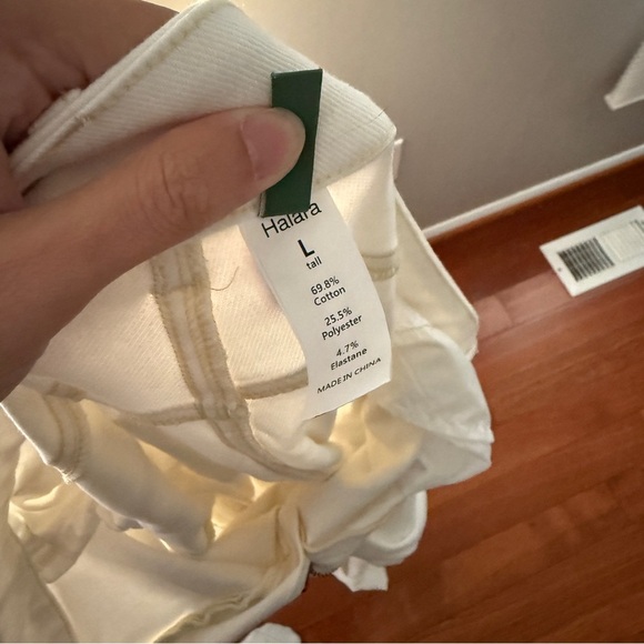 HALARA | wide leg cream pants | Size L - Picture 9 of 9